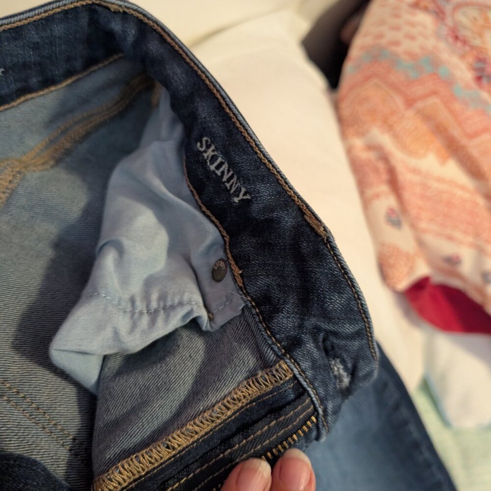 Jeans - Picture 2 of 2